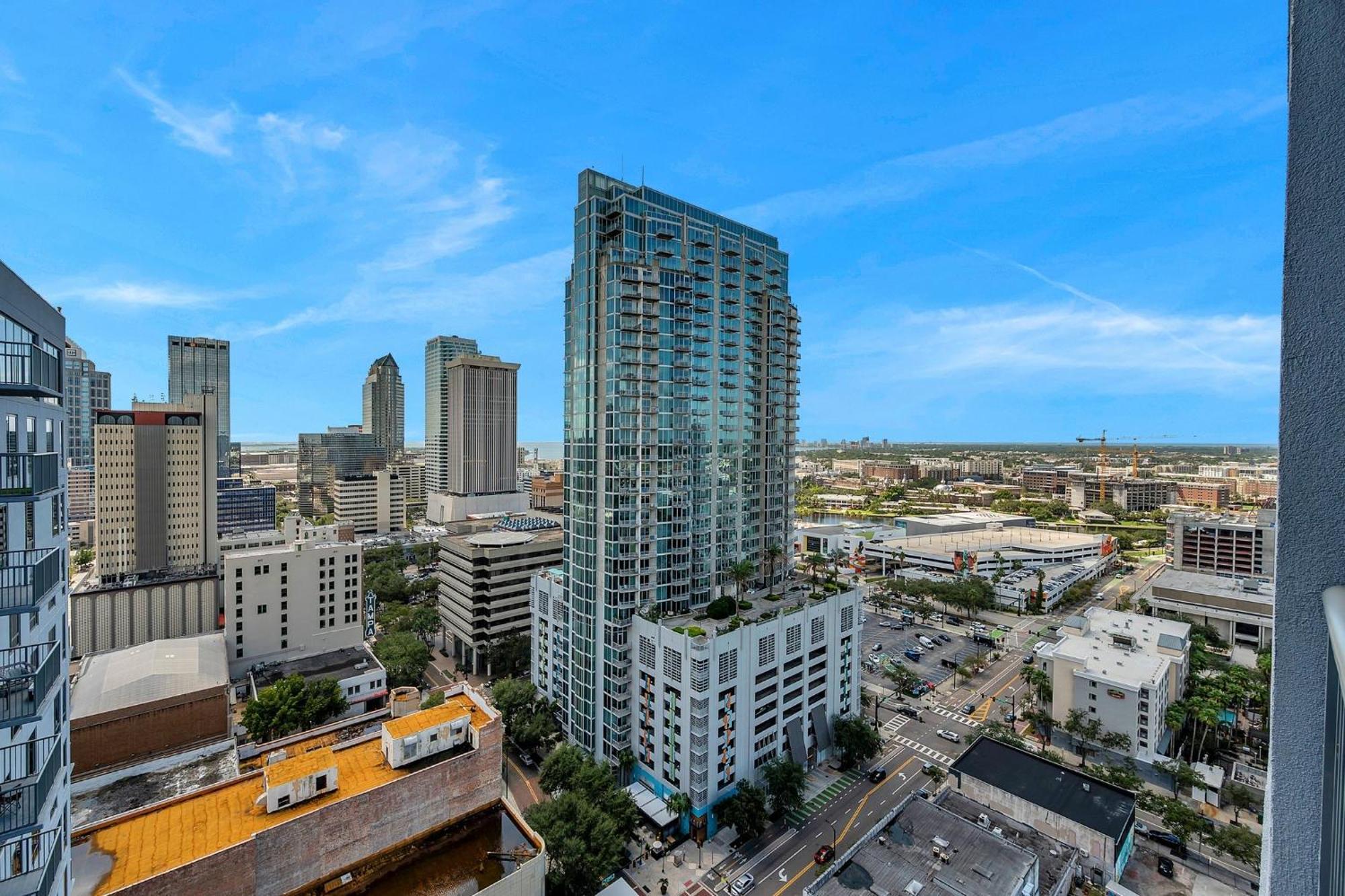 Luxury 1 Bedroom With Den Downtown Tampa Apt - City Views, Rooftop Pool, Workspace Esterno foto